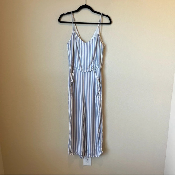 Pure US Striped Jumpsuit - Picture 3 of 6